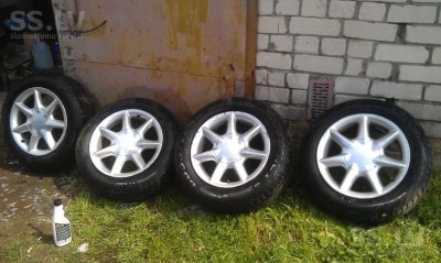 volvo-disks-15-979107.800.jpg