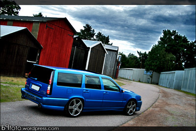 volvo-v70-awd-02.jpg (130.96 КБ) Просмотров: 574 volvo-v70-awd-02.jpg